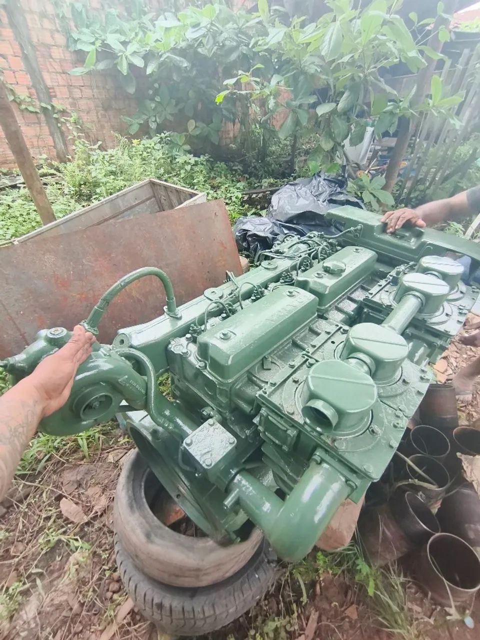 Motor volvo penta 375HP Marítimo  - Foto 2