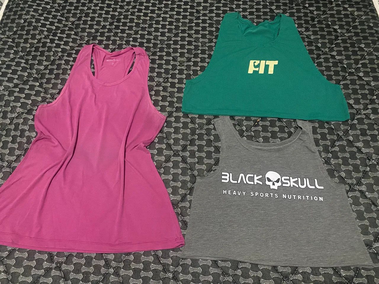 Lote blusas academia (12 peças) - Foto 4