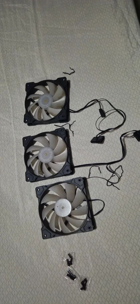 Gabinete com 4 fans - Foto 3