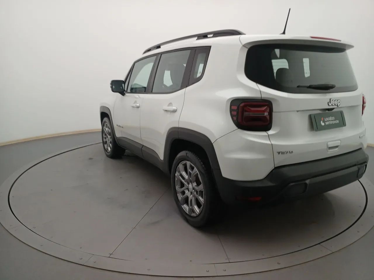 Jeep Renegade Long. T270 1.3 TB 4x2 Flex Aut., foto 5 de 9