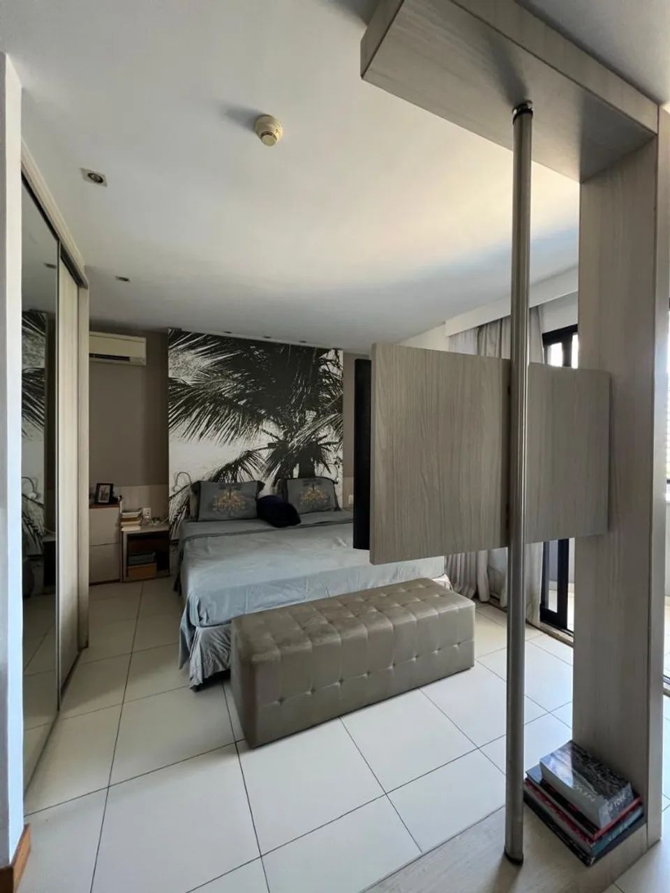 1/4 sala com varanda e Garagem