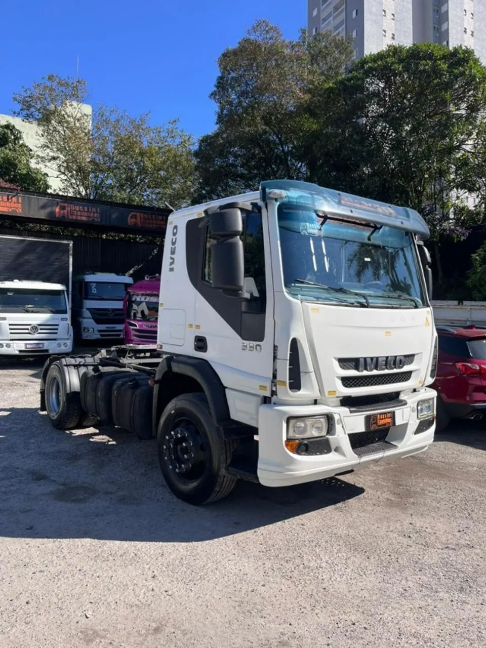 Iveco Cursor 330 2011 4x2