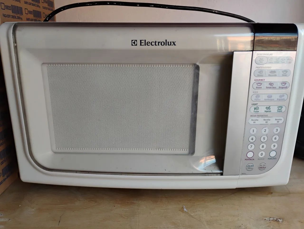 Microondas Eletrolux 29L 227V