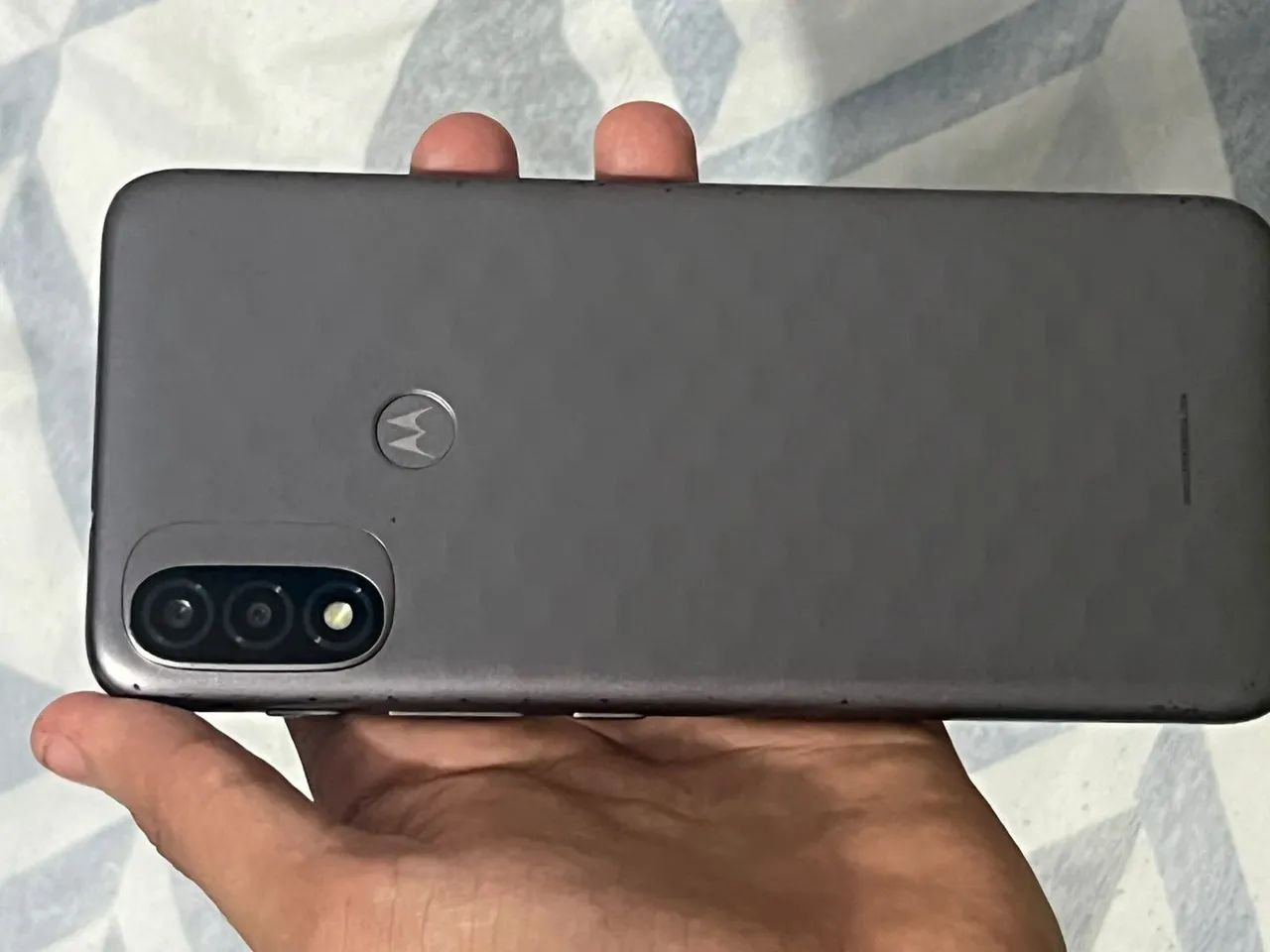 Celular moto e20 para venda com tudo ok - Foto 2