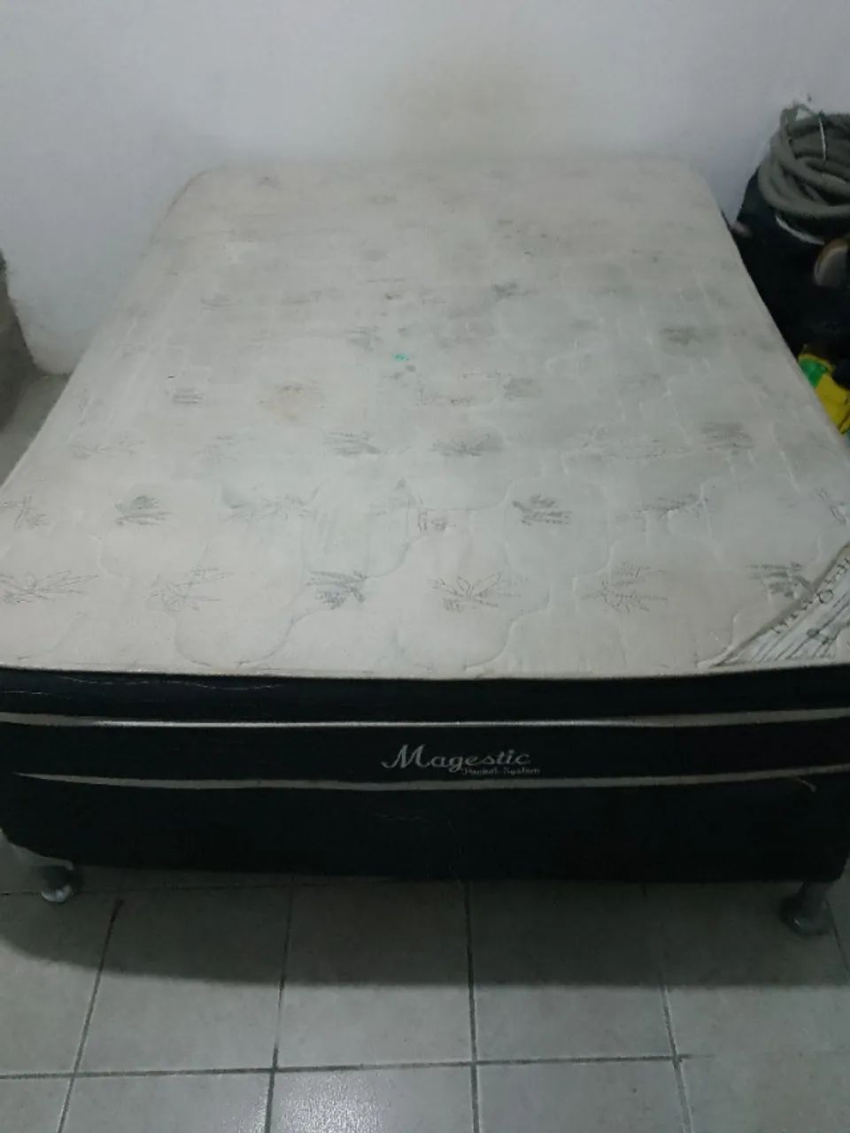 Cama box