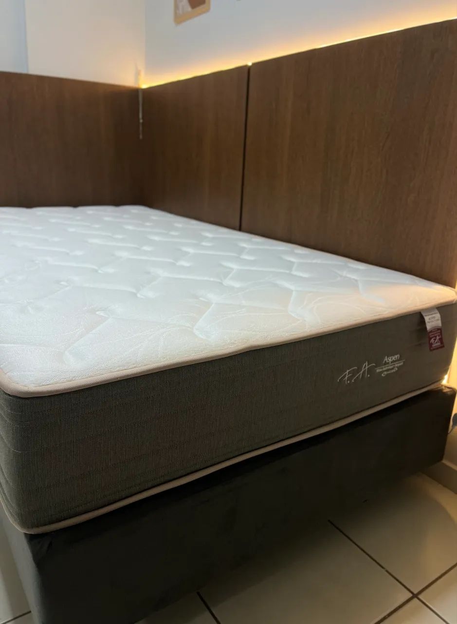 Cama box de viúva com colchão da marca F.A colchões
