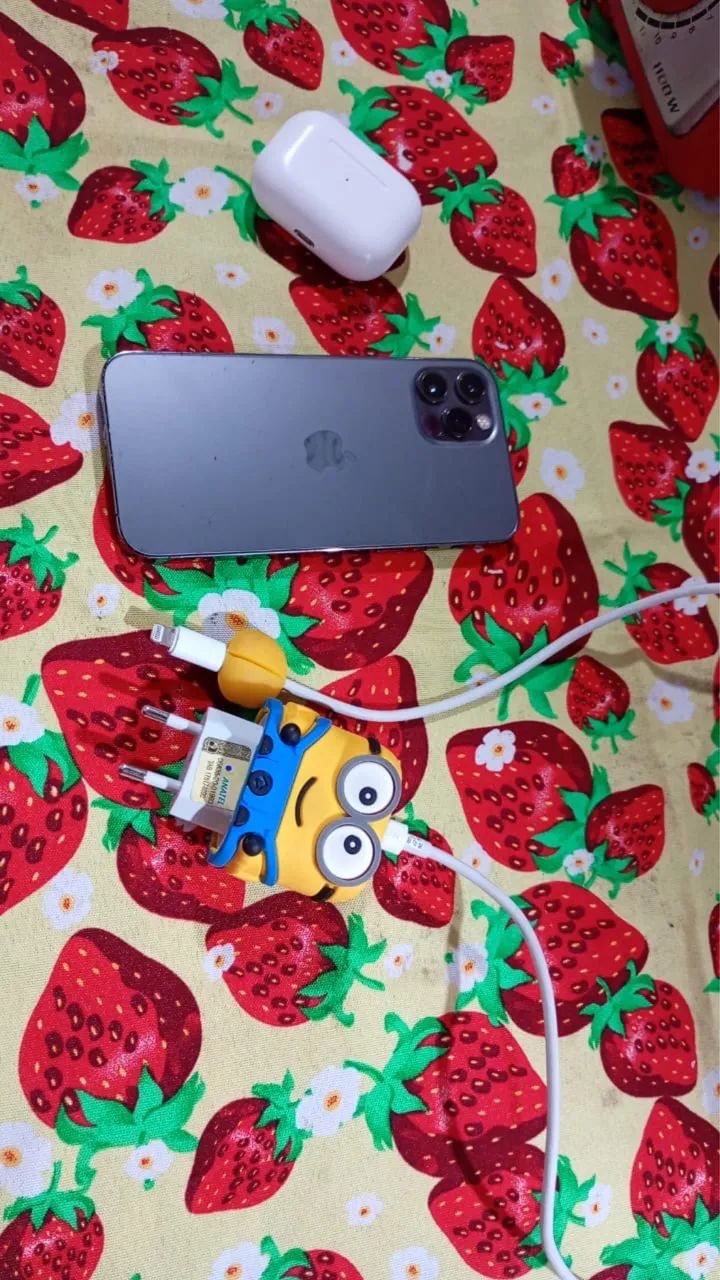 Vendo IPhone 12 Pro  - Foto 2
