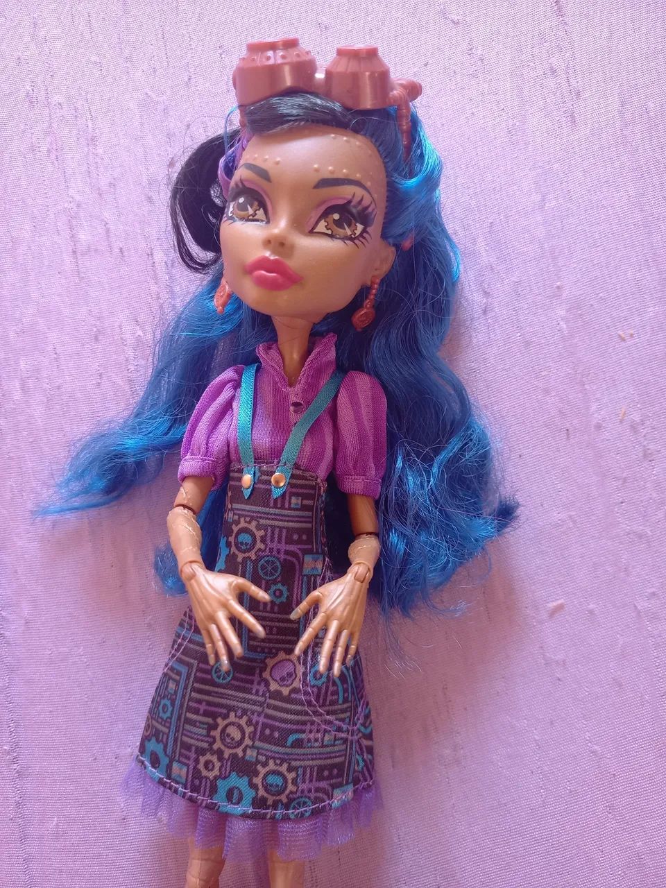 Vendo monster high Robecca usada - Foto 5