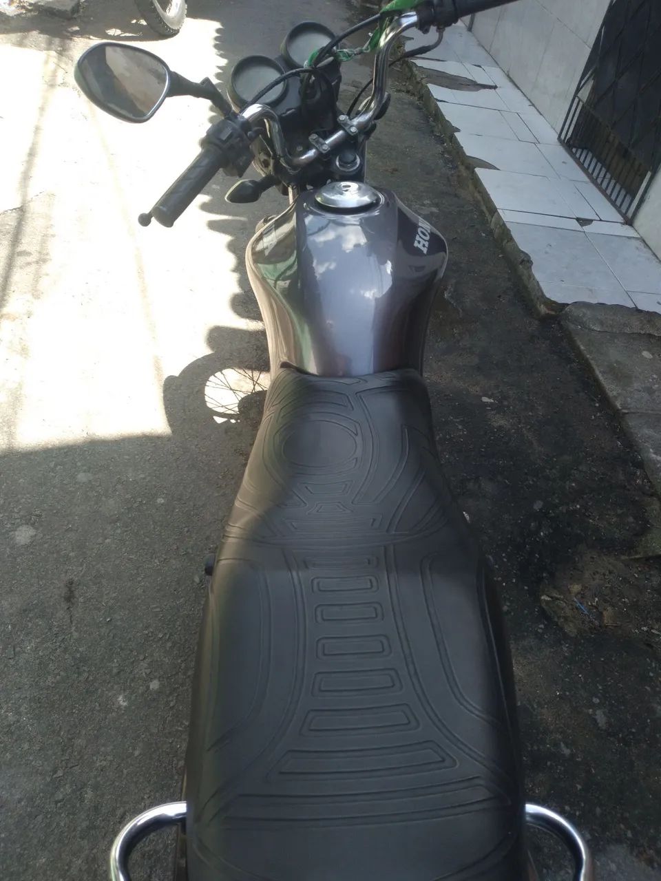 VENDO MOTO TOP E BARATO - Foto 4