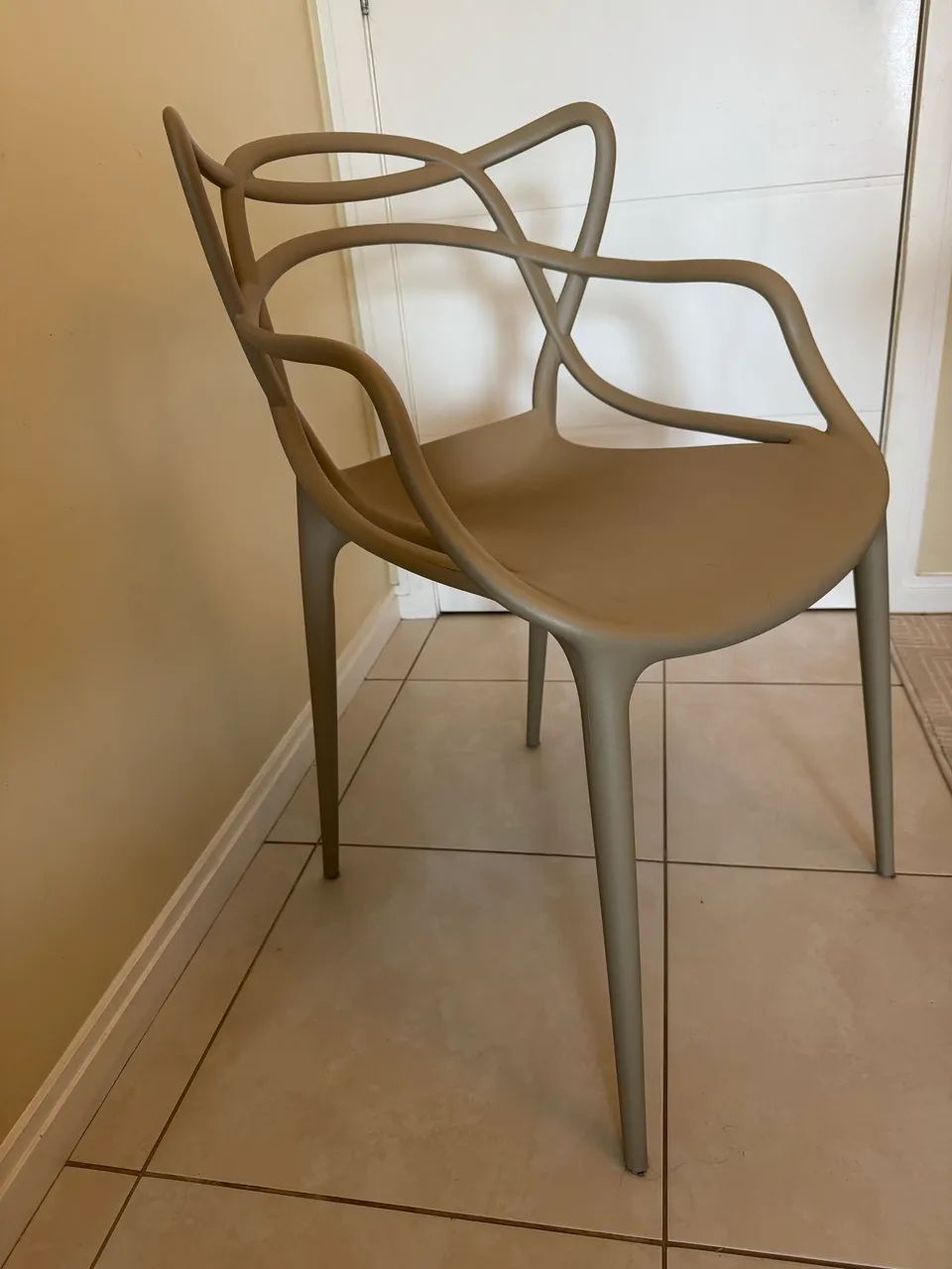 Cadeira Allegra / Masters com Braços (Cor Fendi / Caqui / Bege) - Foto 4