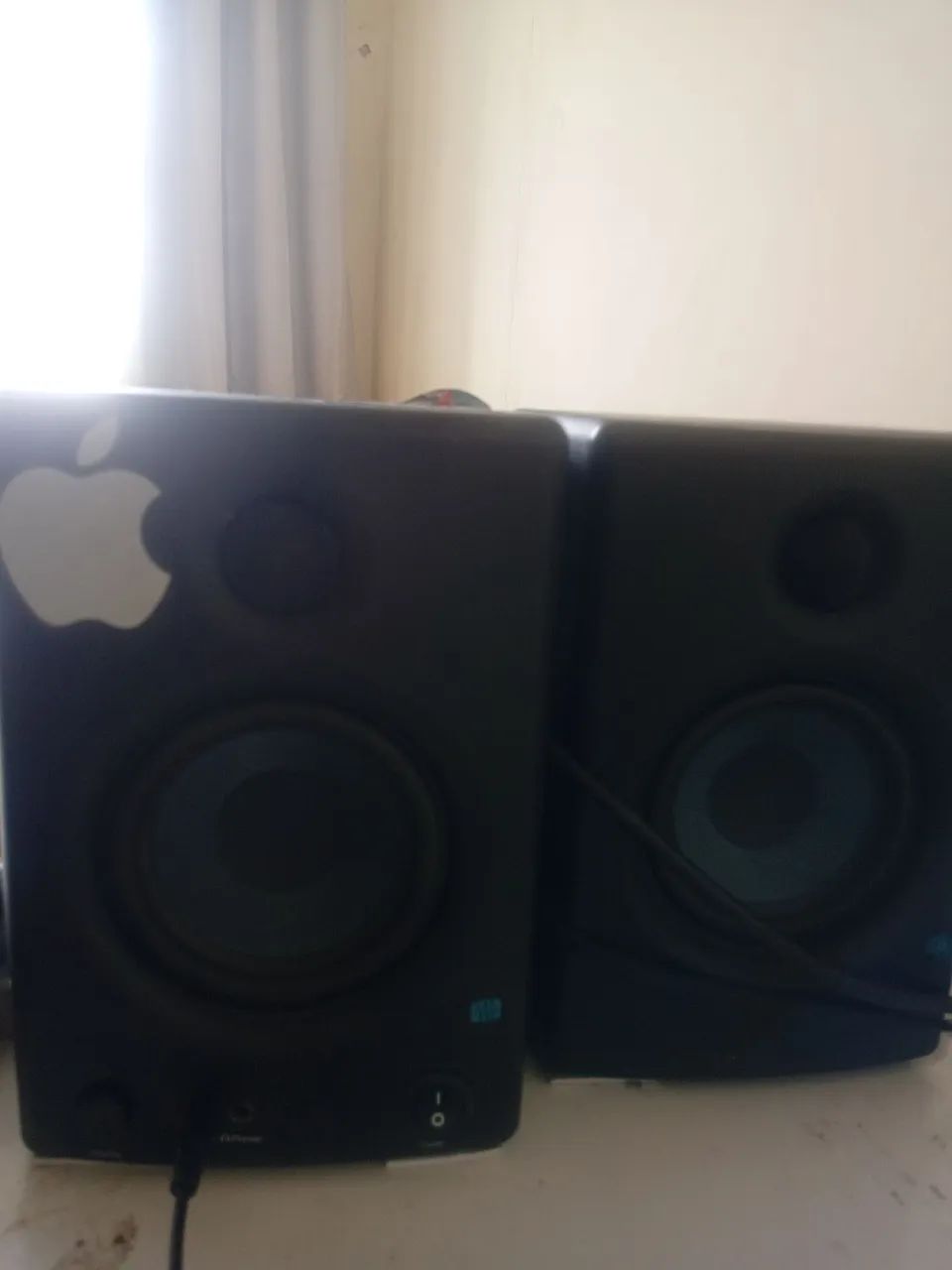 Par de. monitores  de audio pre sonus
