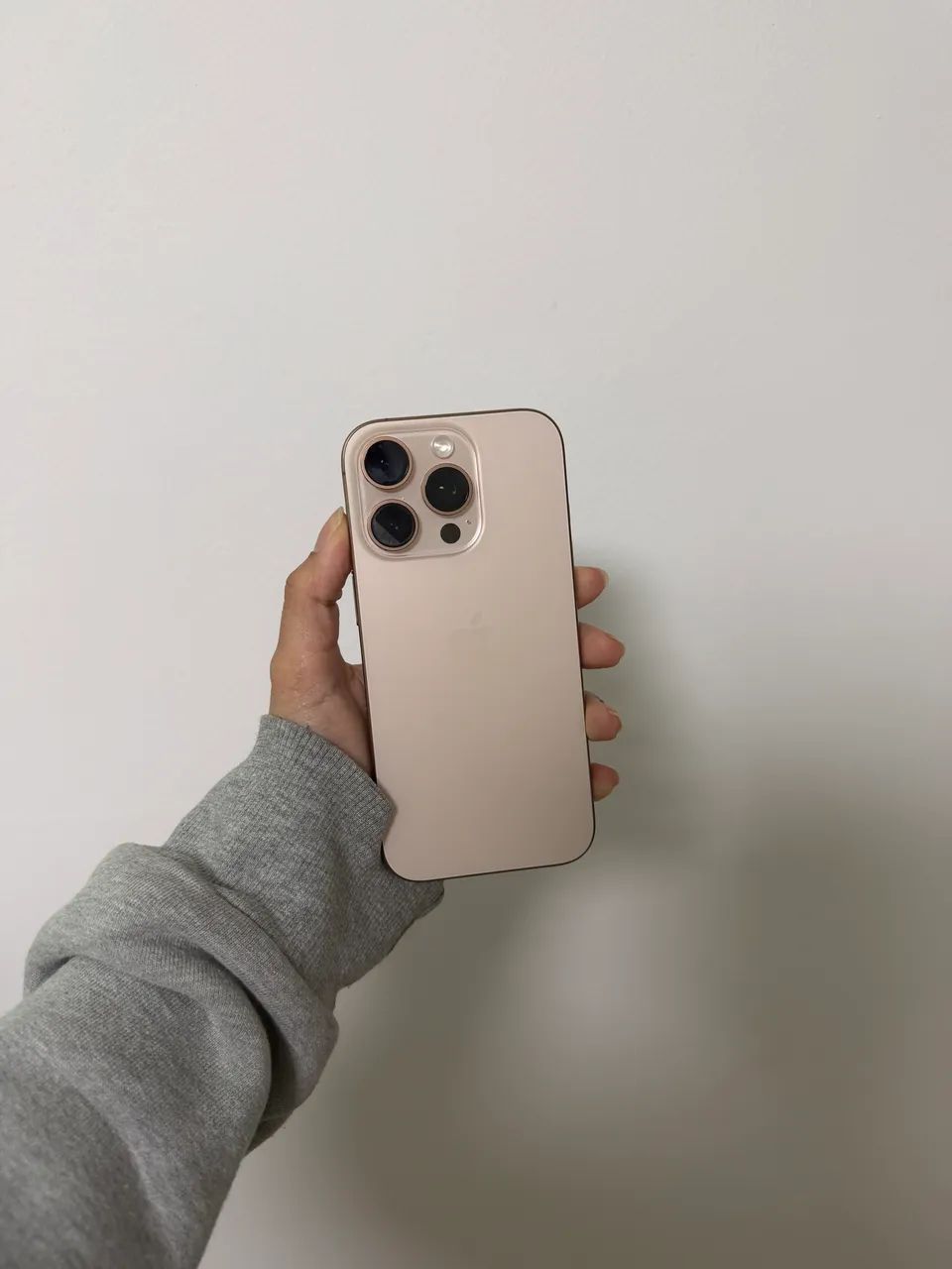 IPHONE 16 pro 126GB