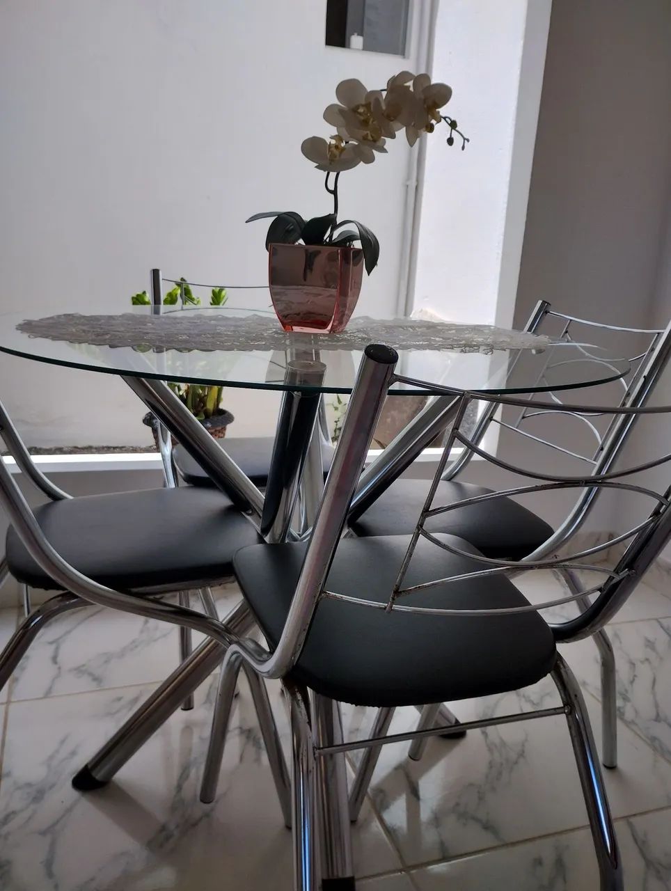 Mesa com cadeiras  - Foto 3