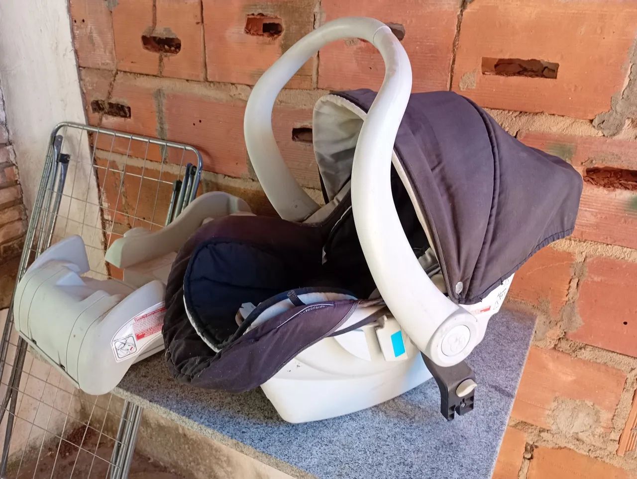 Vende-se Bebê Conforto Com Acoplador para Cadeirinha - Foto 5