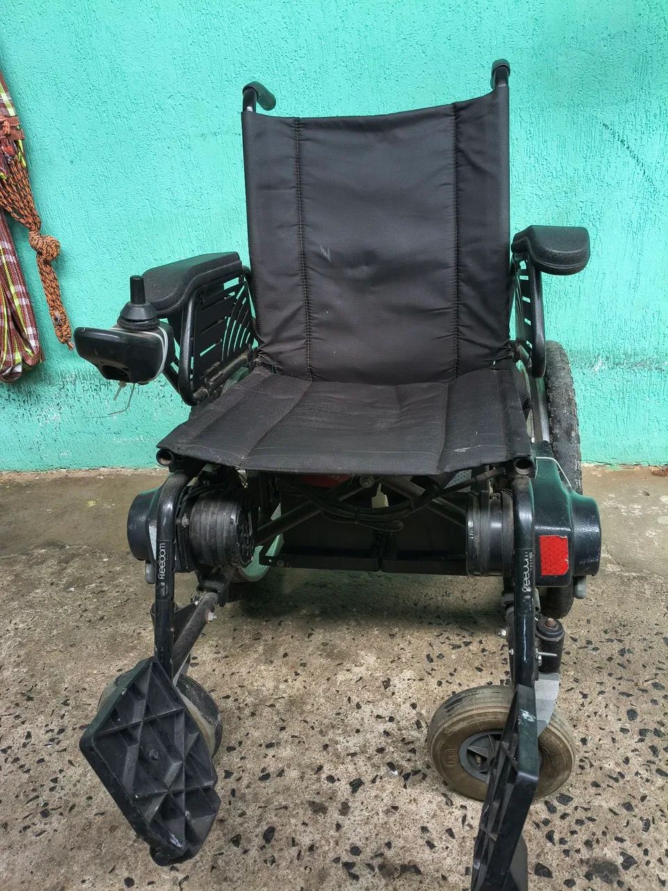 Cadeira de Rodas Elétrica Freedom - Foto 2