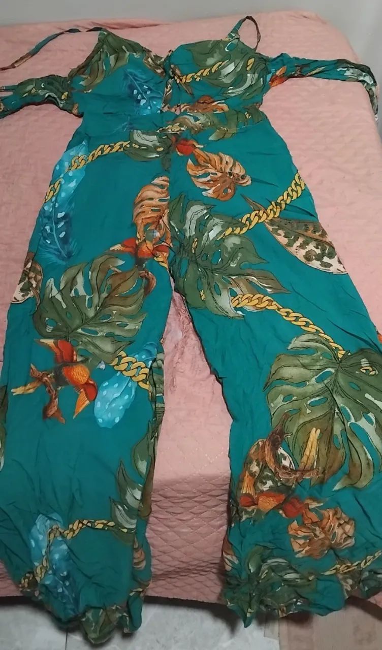 Roupas usadas em bom estado de conservação 
