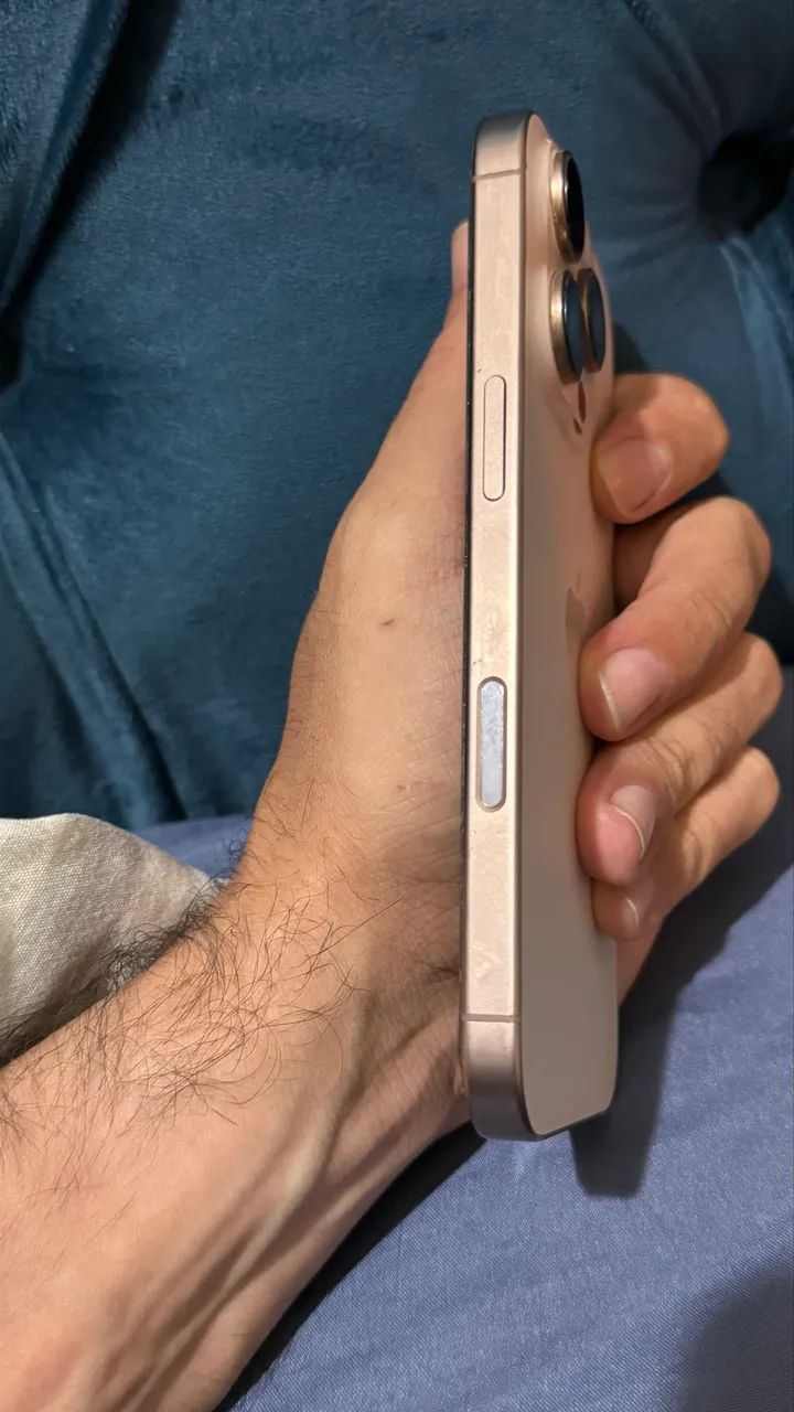 iPhone 16 PRO 128Gb - Foto 2