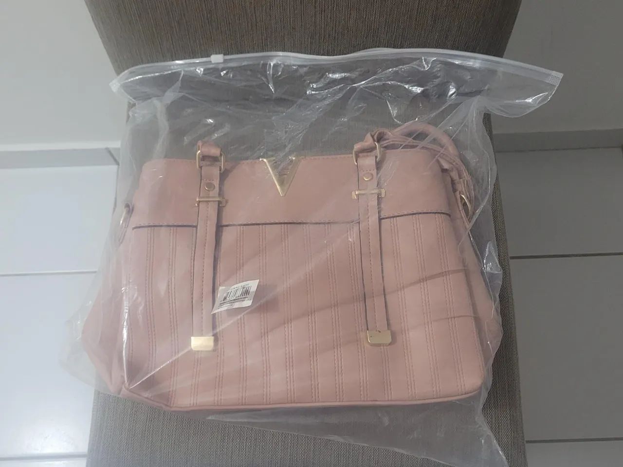 Bolsa Elegante de ombro Nova na cor preto e Nude - Foto 4