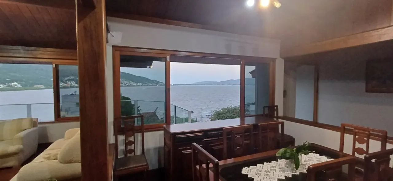 Casa para venda com 313 metros quadrados com 4 quartos - Foto 4