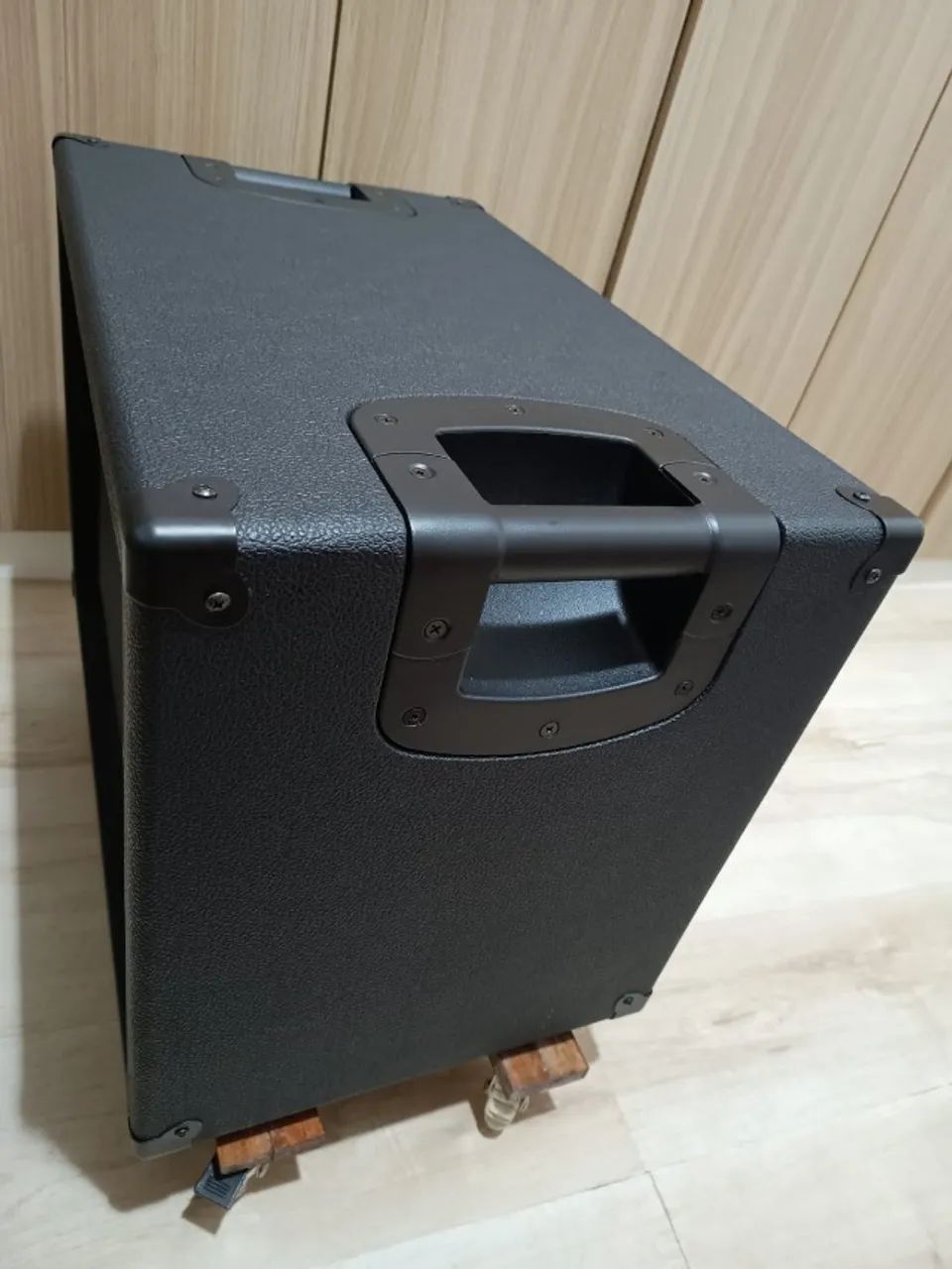 Amplificador Guitarra Frfr Laney LFR-112 400w Flat Response Full Range - Zero - Foto 3