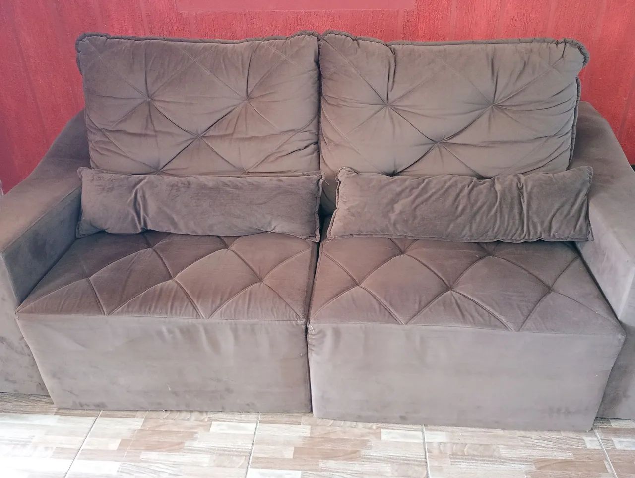 Sofá retrátil usado mais conservado. 65576095832451120