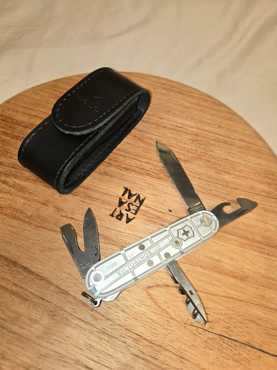 Canivete suíco Victorinox branco - Foto 3