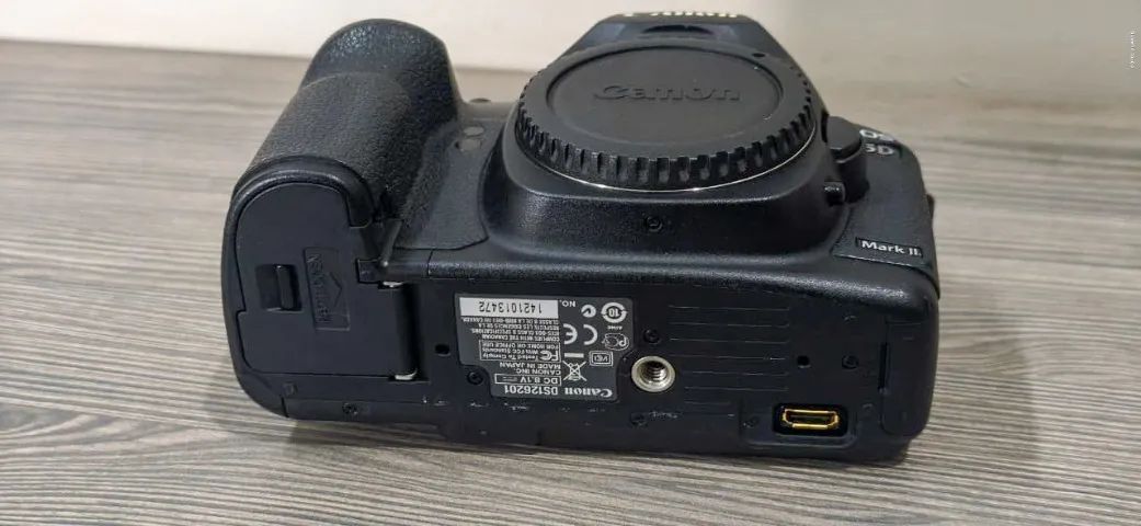 Canon 5D Mark II em perfeito estado - Filma em Full HD 1080P - Foto 4