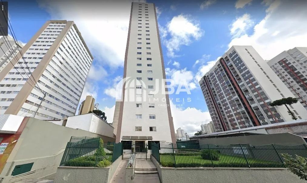 APARTAMENTO 2 QUARTOS COM GARAGEM, REFORMADO - Foto 2