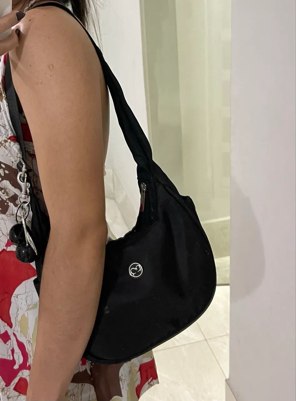 Bolsa náilon.. ótima para academia  - Foto 4