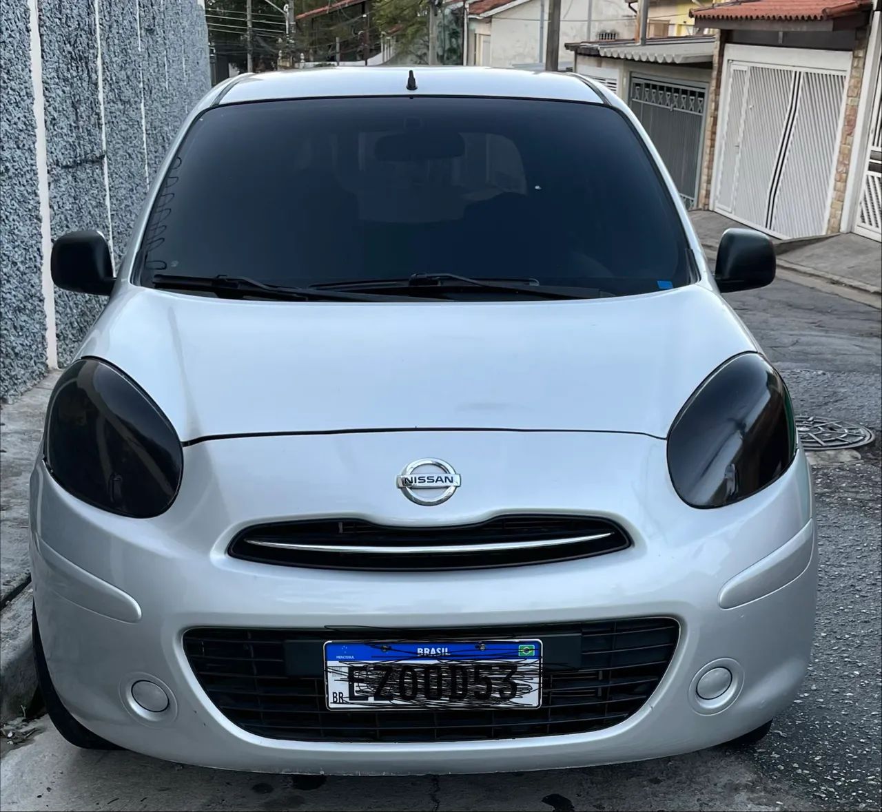 Nissan March 2012