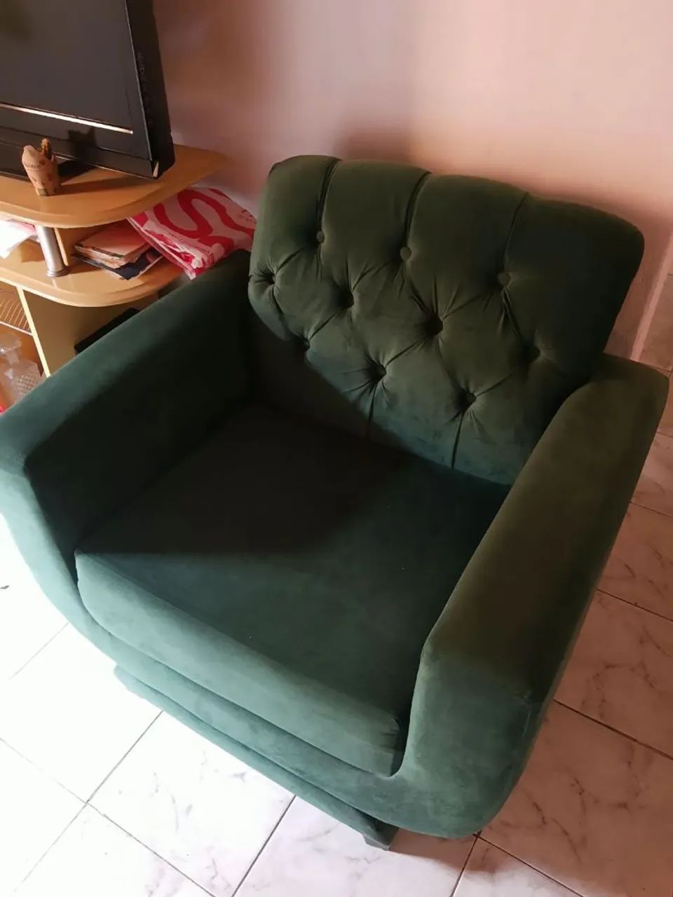 Vende-se uma poltrona modelo vintage