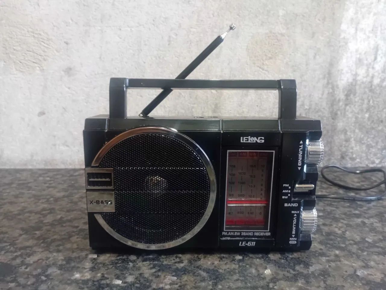 Rádio AM/FM a pilha - Foto 2