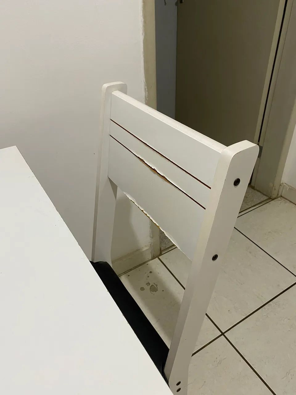 Mesa de Jantar 4 Cadeiras de Madeira - Foto 5