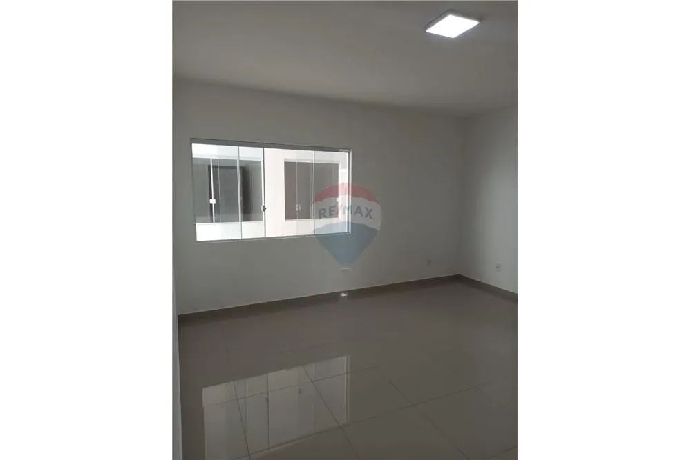 Sala comercial ao lado do MC Donald's incluso IPTU, água e energia - Foto 3