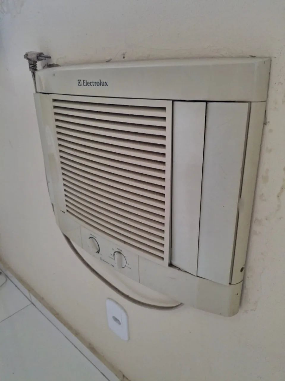 Ar Condicionado Eletroluz 7.500 BTUs - Foto 2