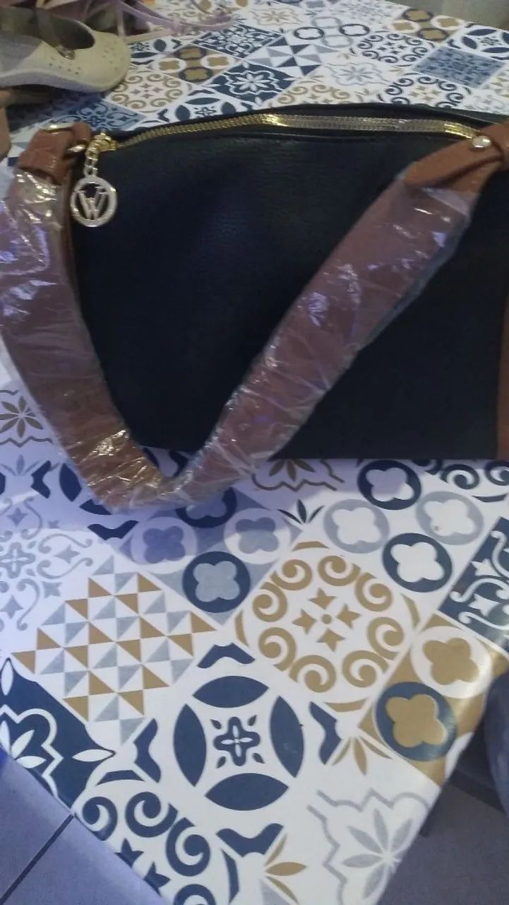 Bolsas e sapatos  - Foto 5