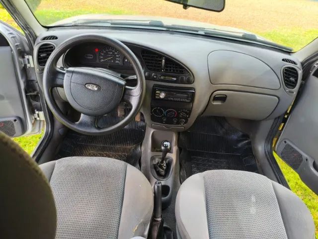 Ford Fiesta Street/ Action 1.0 8V 5P 2003