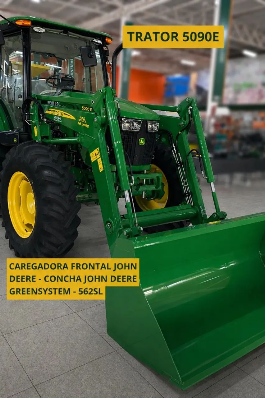 Trator John Deere 5090E 180h + 6 Implementos -  *