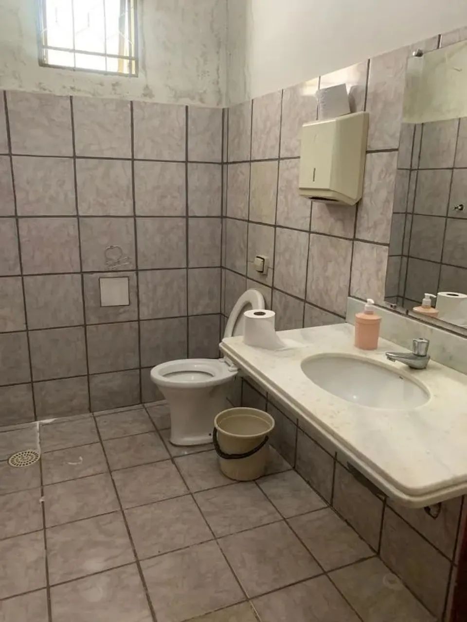 Ponto Comercial para Venda em Uberlândia, Tocantins, 1 dormitório, 2 banheiros, 1 vaga - Foto 8