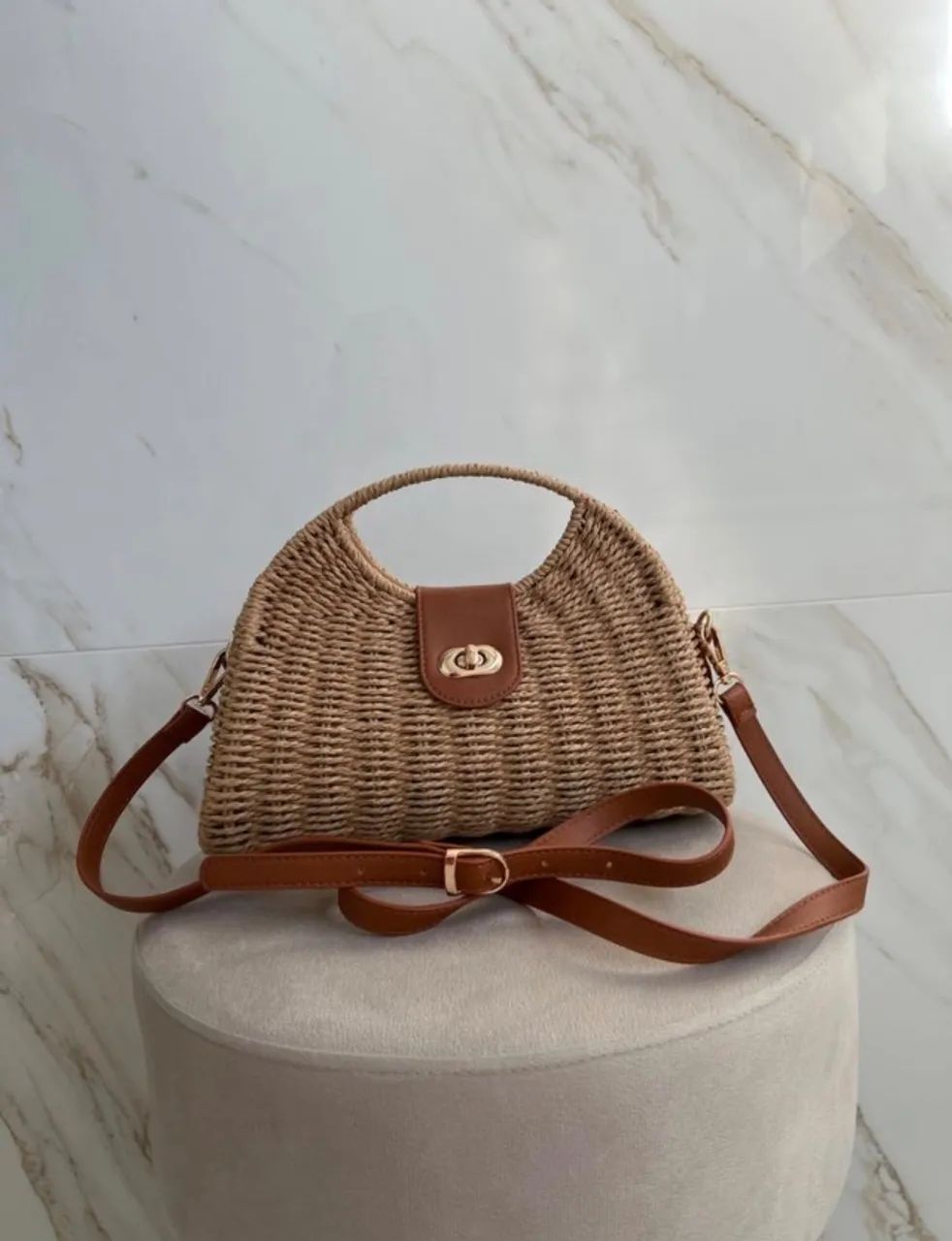Bolsa meia lua caramelo