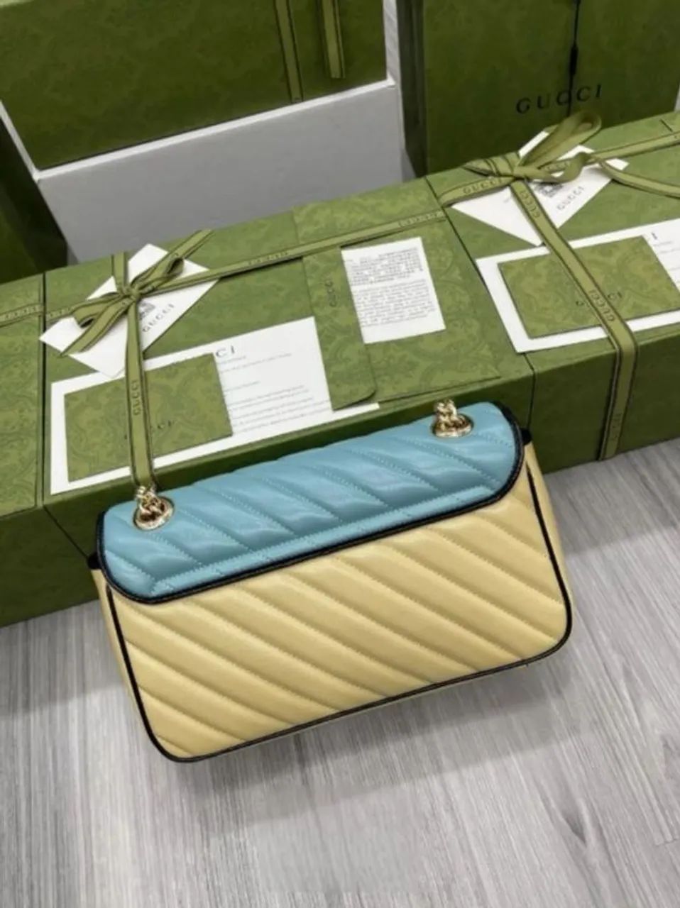Bolsa Gucci Marmont P Hidrocor - Foto 2