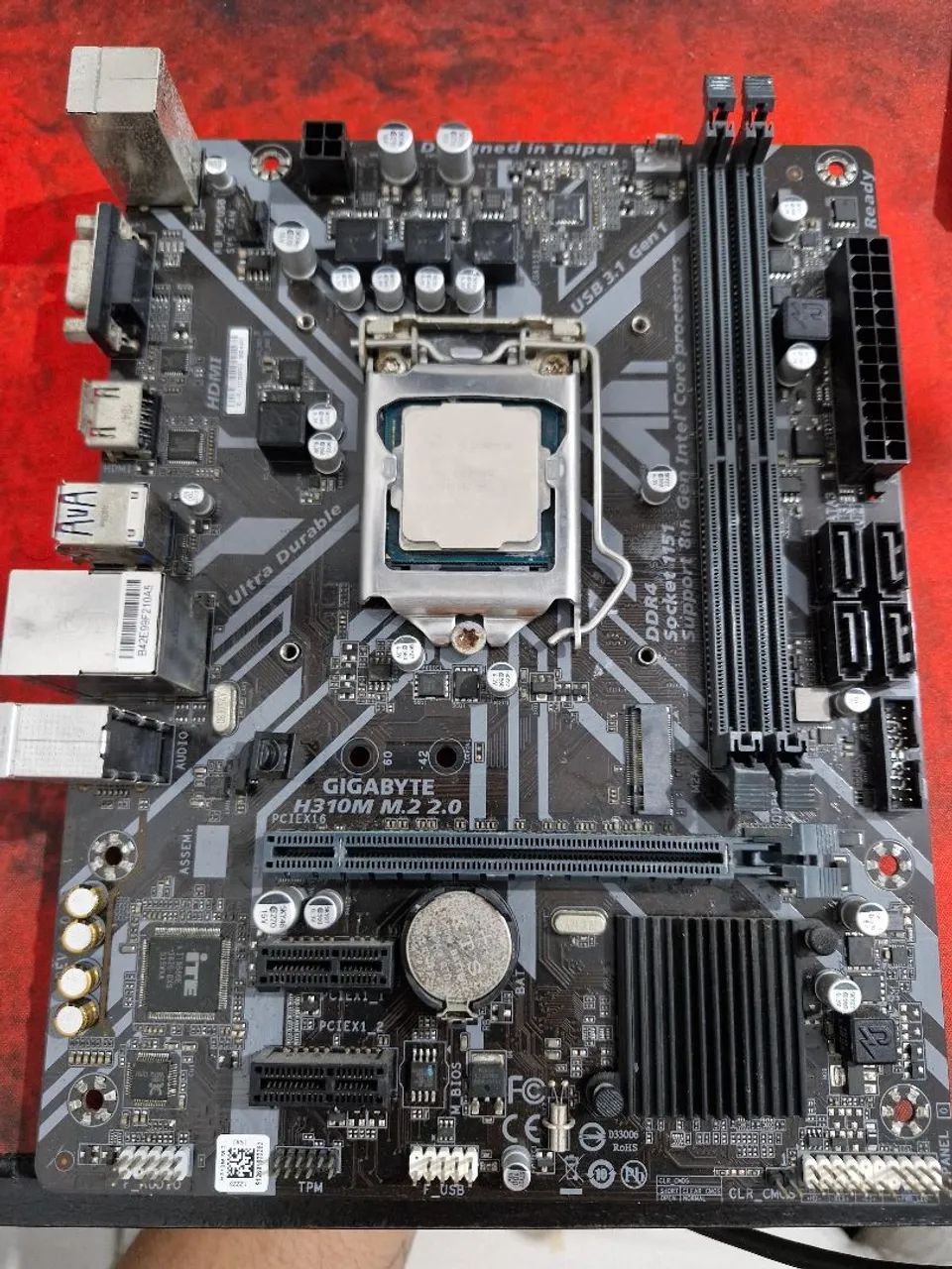 Placa mae gigabyte + i5 9400 - Foto 2