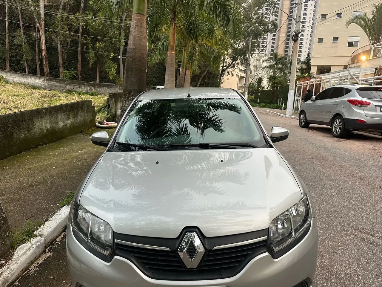 Renault Logan Expression Hi-flex 1.6 8V 4P 2017 - Foto 3