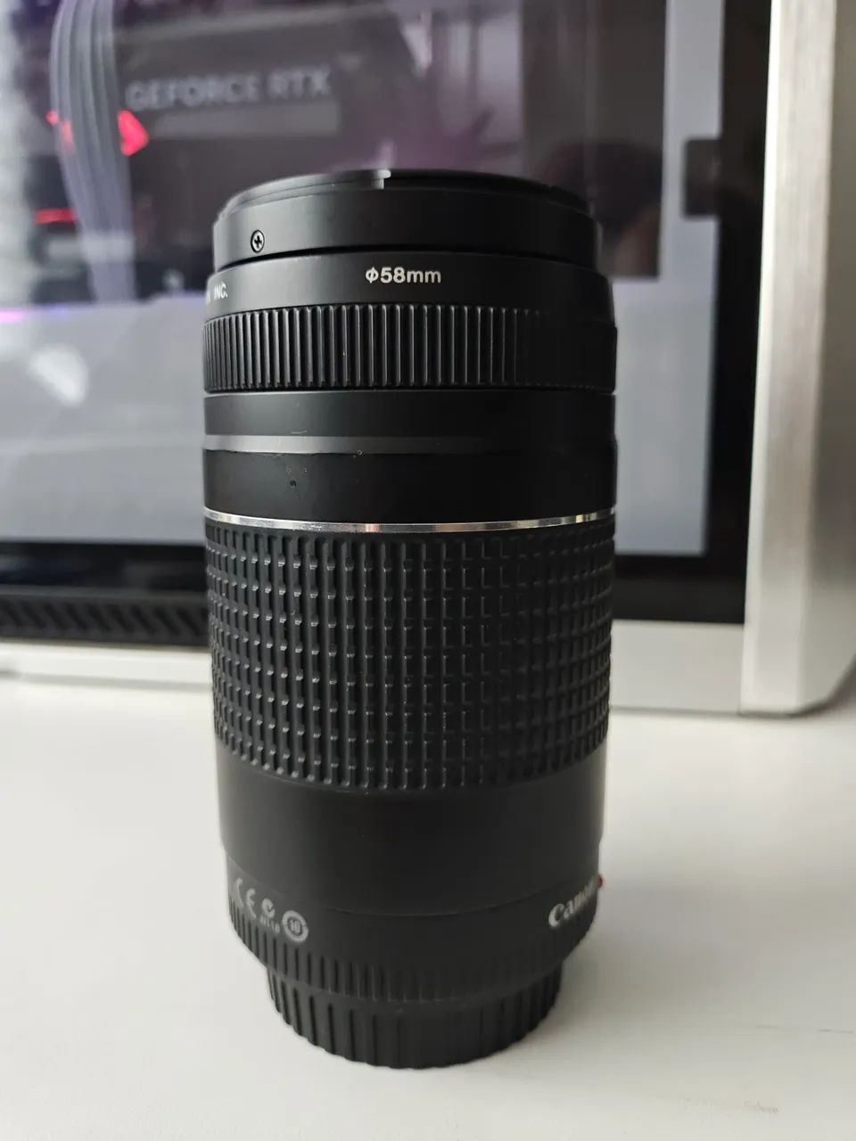 Canon EF 75-300mm f4-5.6 III - Foto 2