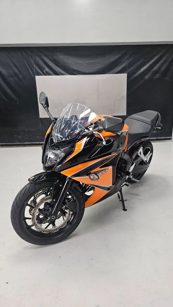 CBR 650F 2019 - Foto 2
