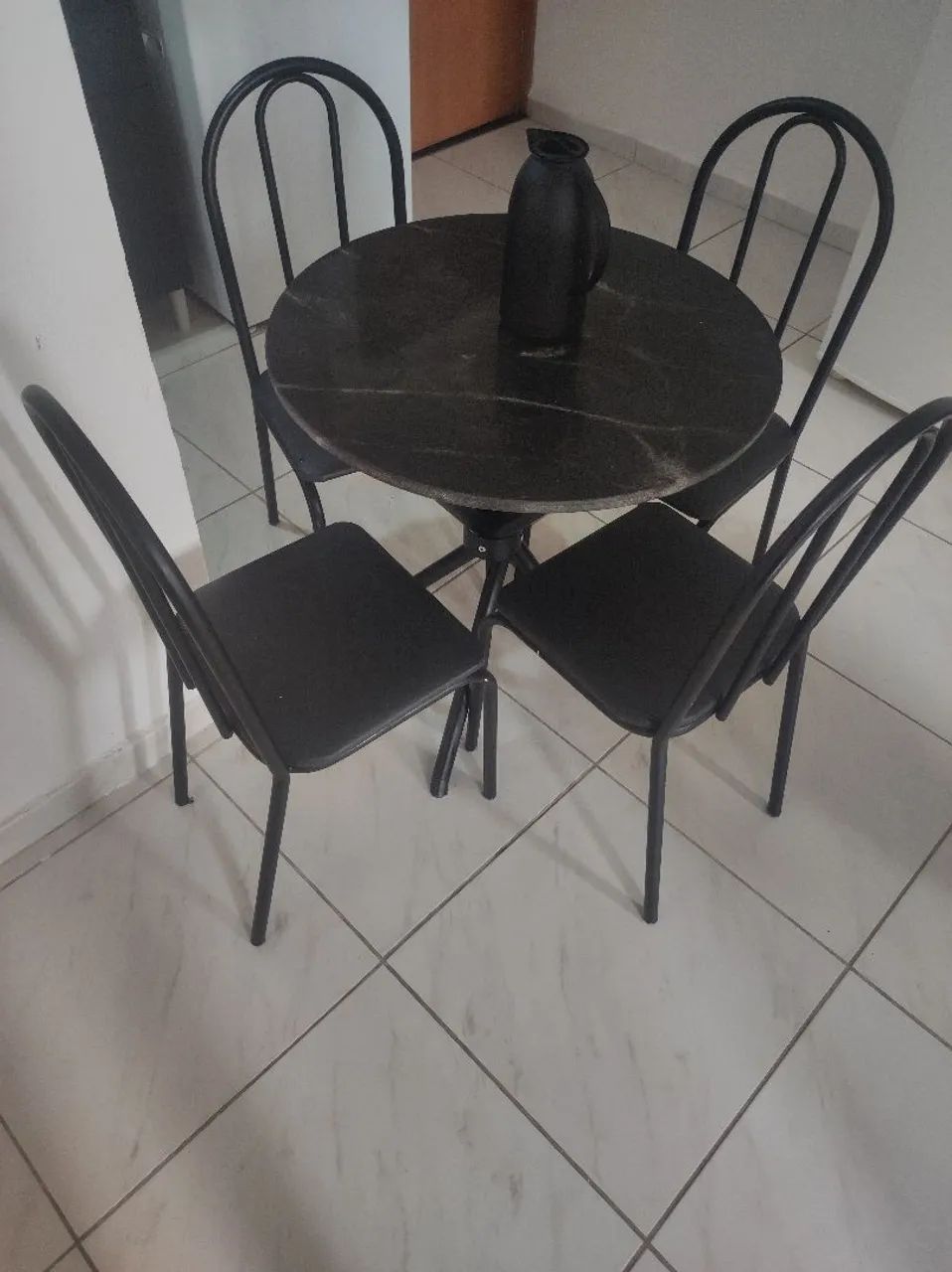 Mesa de pedra de mármore 1 mês de uso excelente mesa