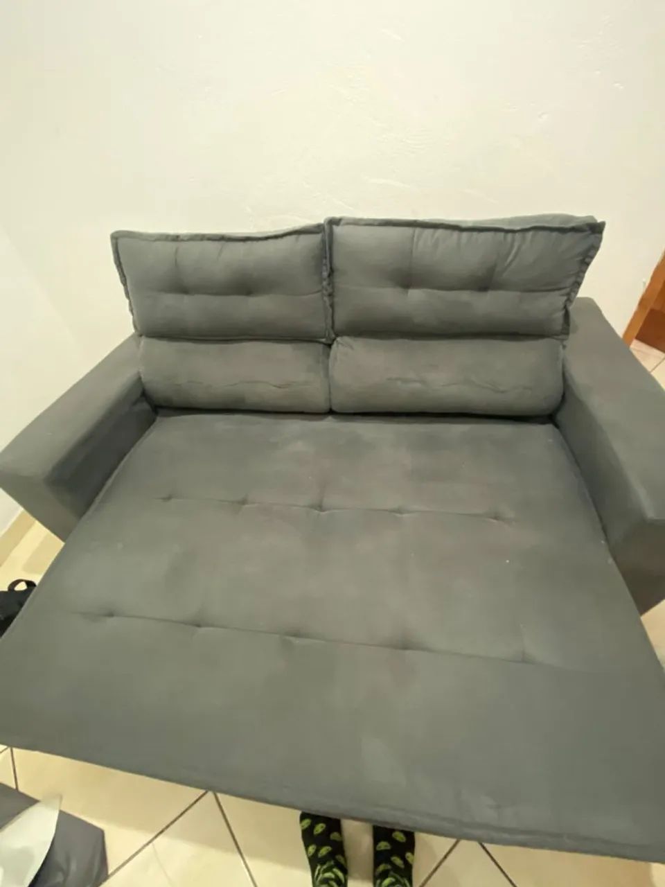 Sofá retrátil lindo - Foto 4