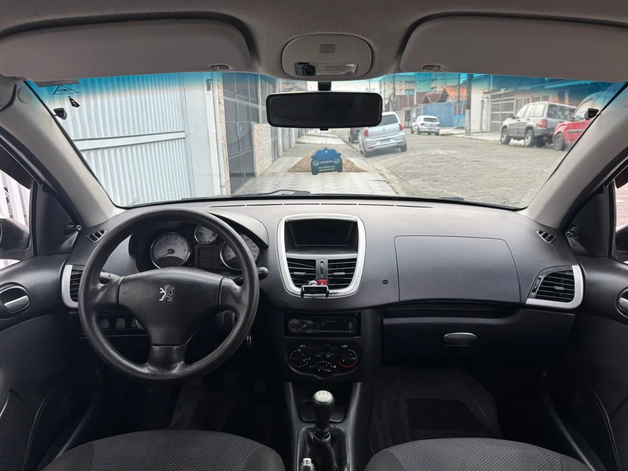 Peugeot 207 XR 1.4 Flex 8V 5p, foto 12 de 17