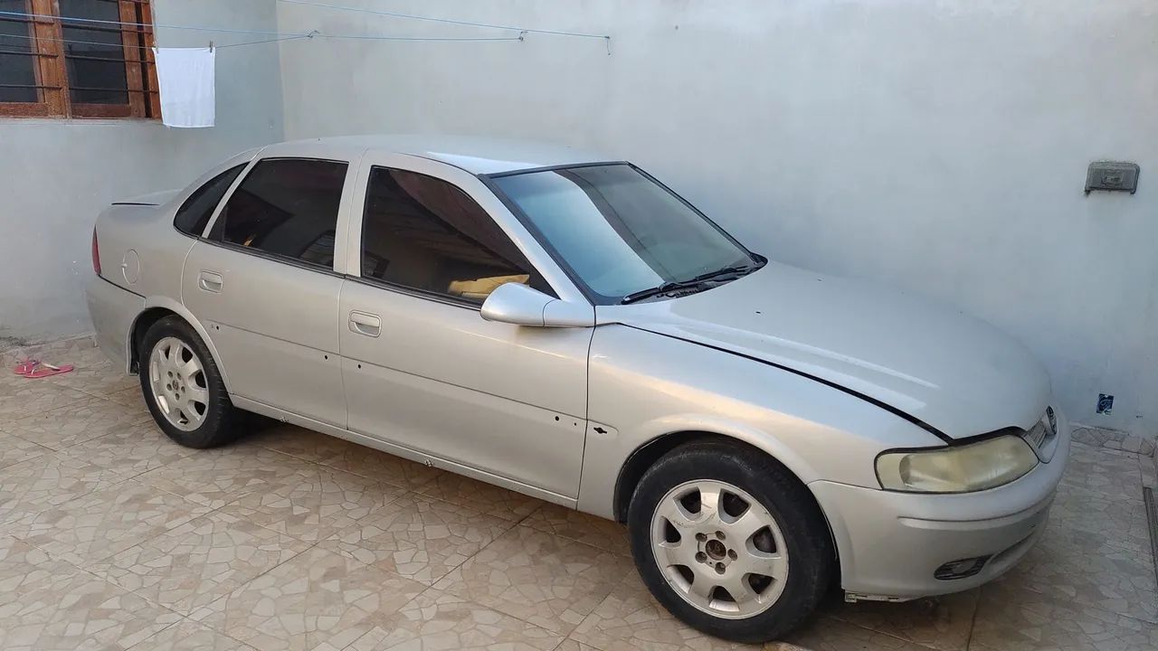 Chevrolet Vectra GLS/expres.2.2/ 2.0 E 2.0 CD 8V 2004 - Foto 2