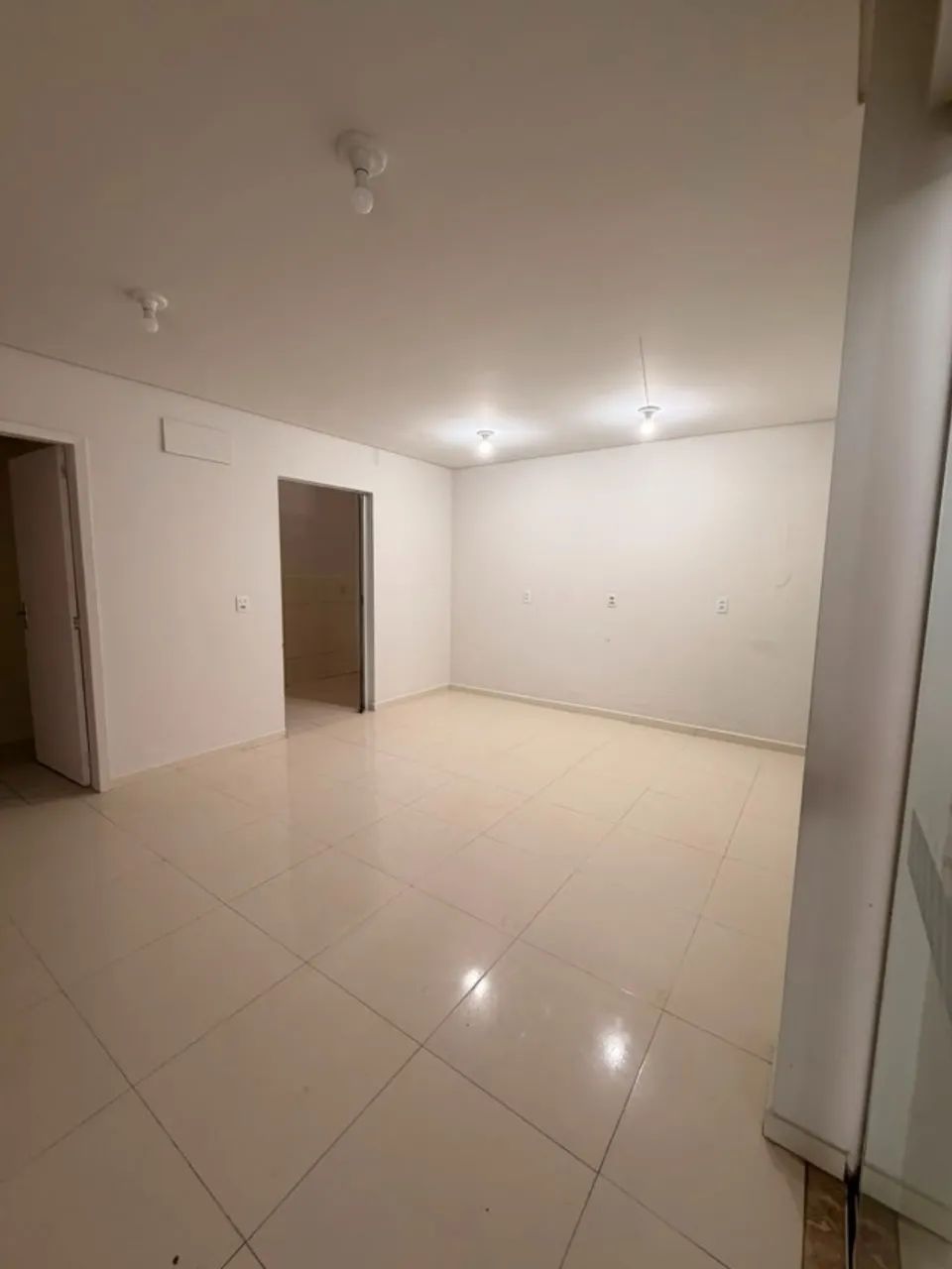 Sala Comercial para Aluguel no Centro - Balneário Piçarras - Foto 4